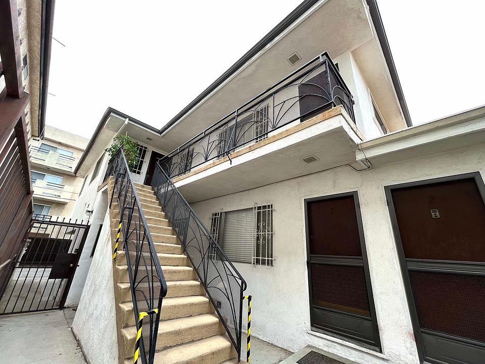 1st image of 1825 Purdue Ave APT 4
