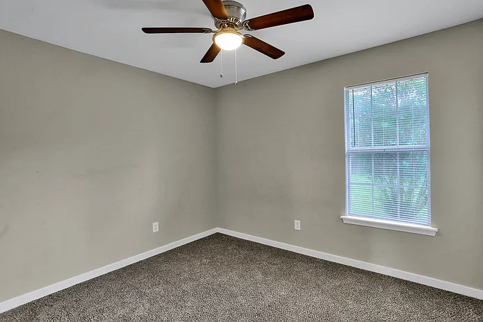 4340 Blaine Cir — Photo 2