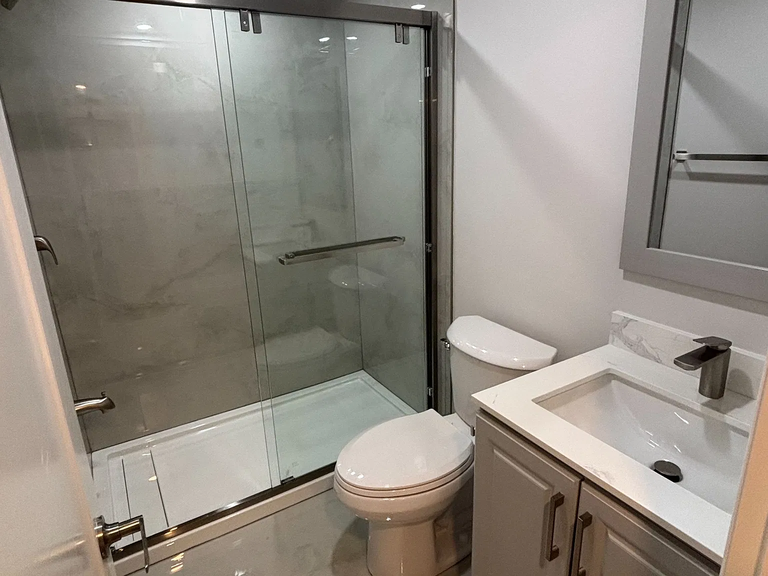 1 bed, $1,600 — Photo 3