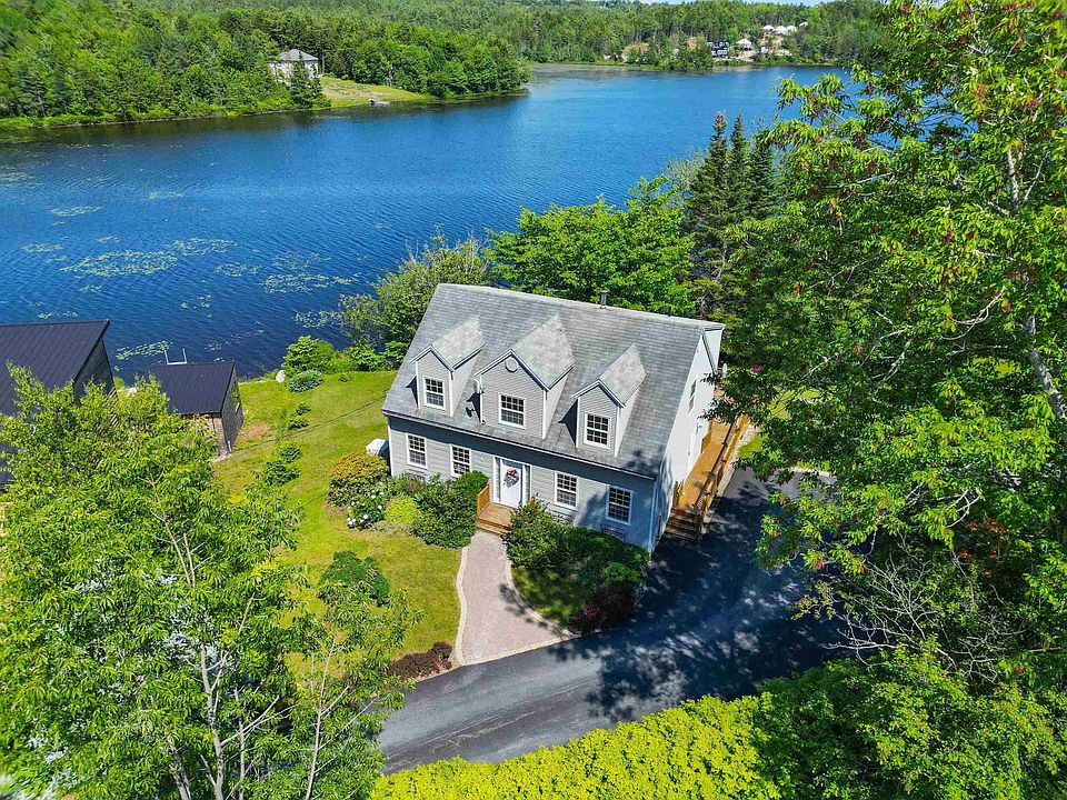 1st image of 6 Stanford Lake Rd