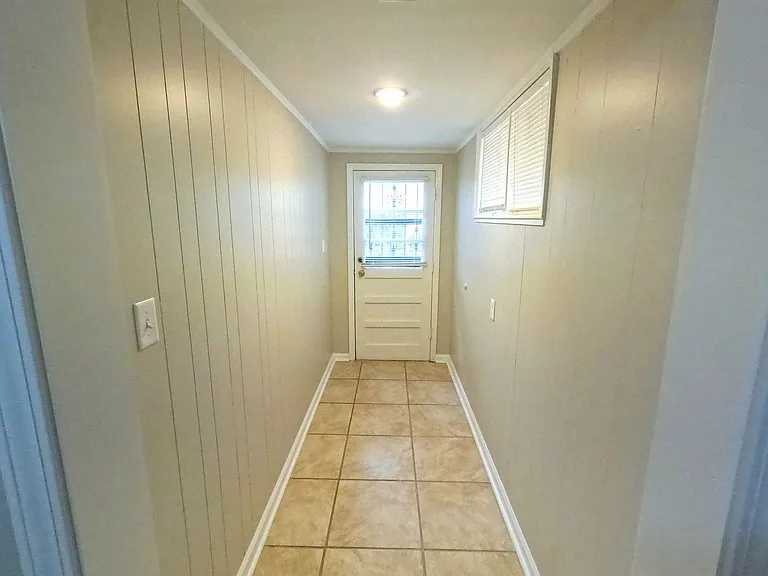 4898 Dianne Dr — Photo 7