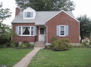 341 W Chestnut St, Souderton, PA 18964