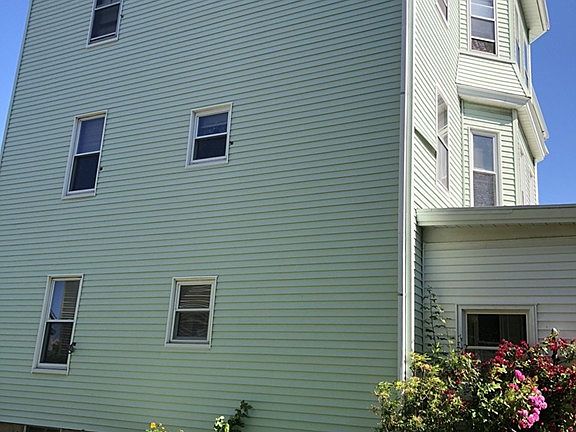 5th image of 327 Brownell St