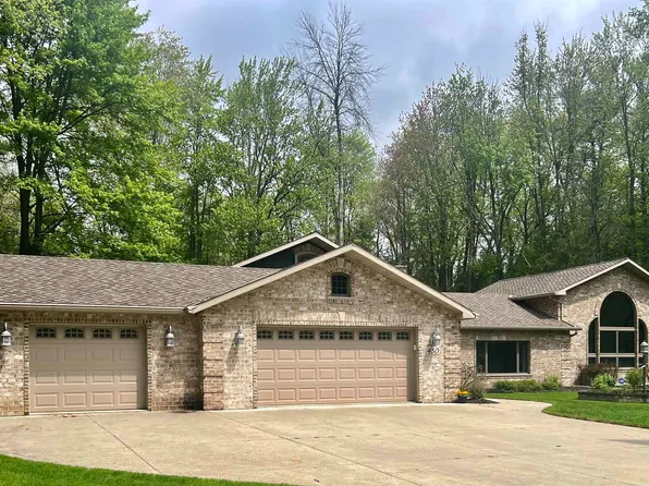450 Marnie Ln, Peshtigo, WI 54157
