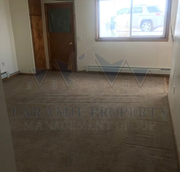 2525 Vista Dr #1 — Photo 4