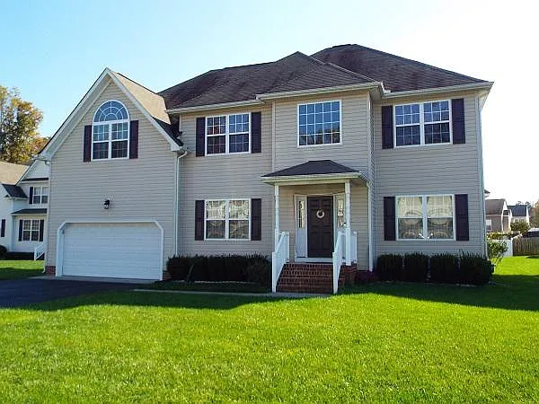 13319 Naylors Blue Ct — Photo 1