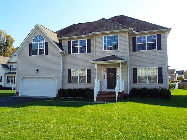 1st image of 13319 Naylors Blue Ct