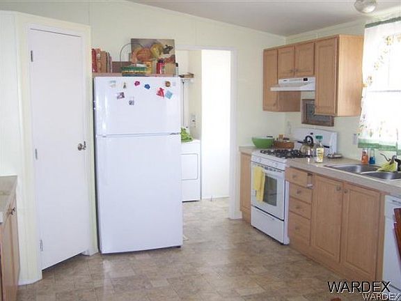 2nd image of 1110 Baseline