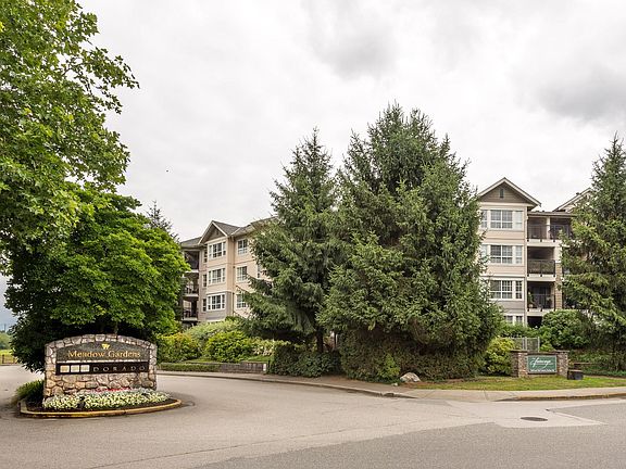 2nd image of 19673 Meadow Gardens Way #129