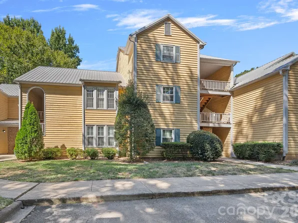 3302 Selwyn Farms Ln APT 9, Charlotte, NC 28209