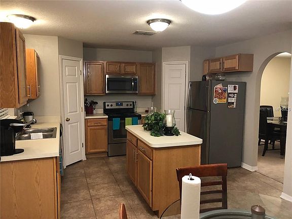 2nd image of 1711 Fawn Cove Ln