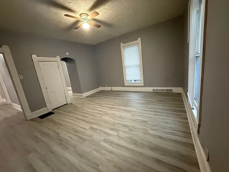 545 W State St #3 — Photo 5