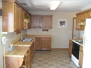 2nd image of 1001 Woodfern Dr