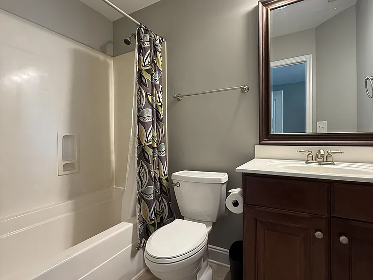 357 Hurston Cir — Photo 13
