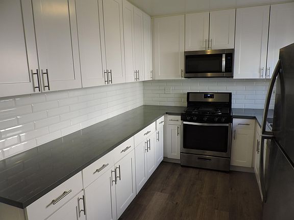 3rd image of 1265 N Harper Ave APT 8
