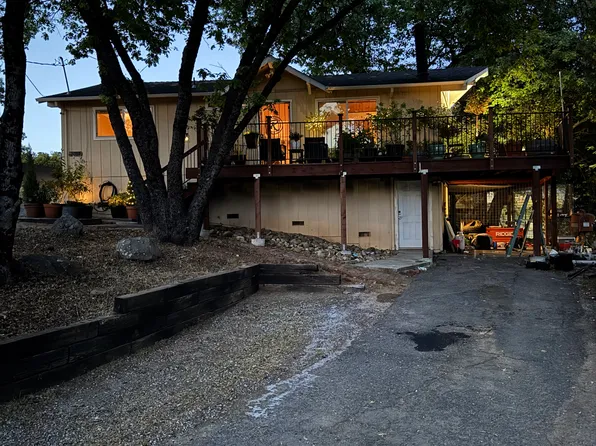 21109 Rainier Ct, Sonora, CA 95370