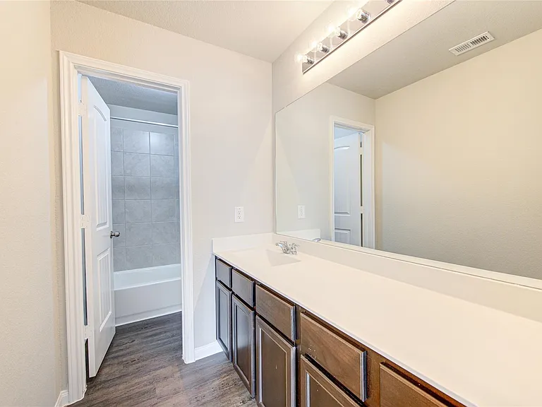 3707 W Alessano Ln — Photo 37