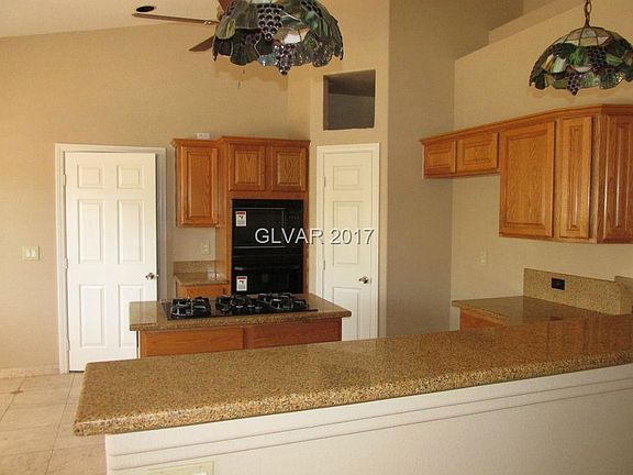 3rd image of 6003 Lone Creek Cir