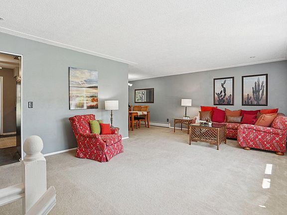 5th image of 159 Elizabeth Ln