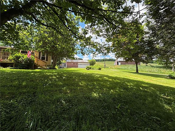 5th image of 1267 Gorton Rd