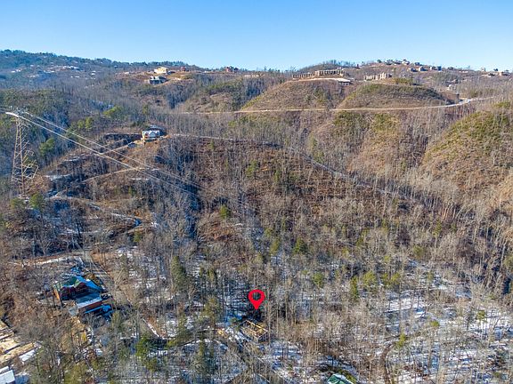 4th image of 440 Winfield Heights Rd Lot 4