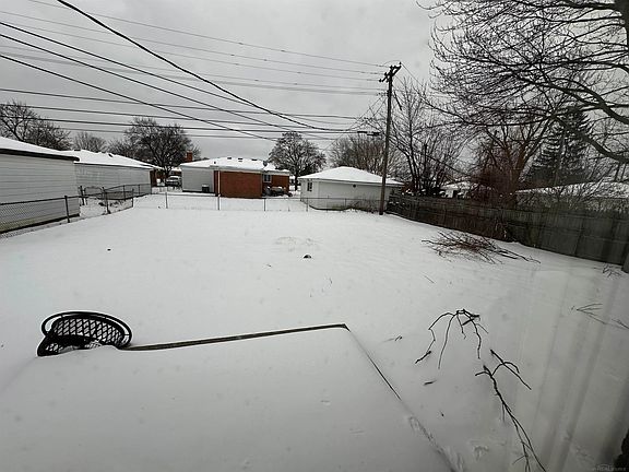 2nd image of 14148 E Forteen Mile Rd