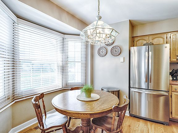 3rd image of 5441 Ashbrook Pl