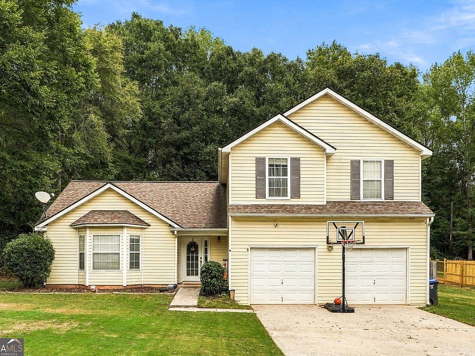 1st image of 157 Hamilton Dr