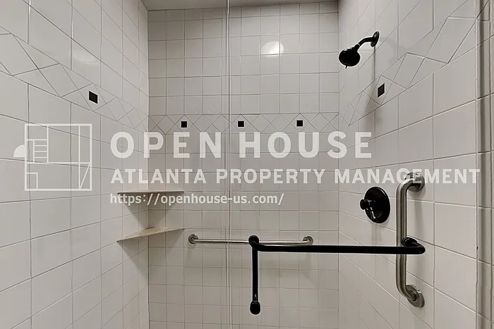 1240 Cedar Brook Dr NE — Photo 16