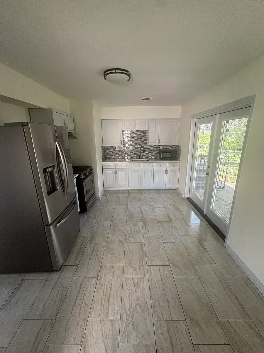 Building Photo - 3284 Valley Stream Cv