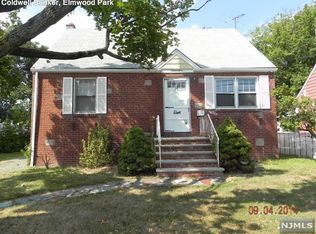 89 Pehle Ave, Saddle Brook, NJ 07663
