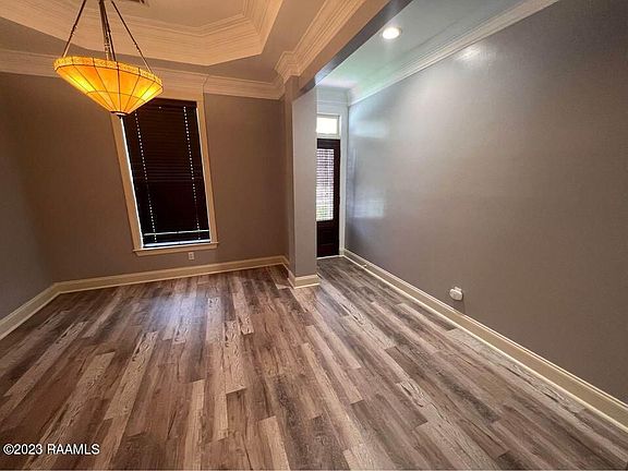 4th image of 114 Windermere Cir