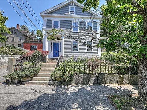 93 Congdon St, Providence, RI 02906