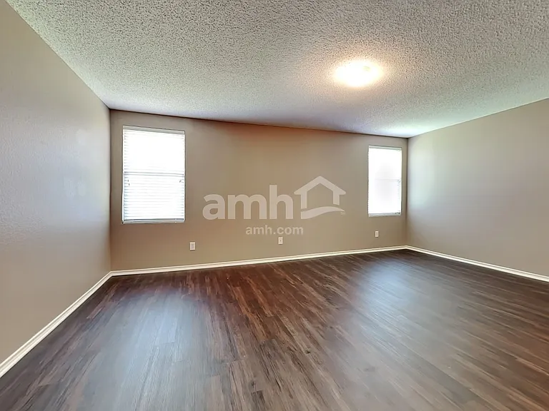 3028 Misty Ridge Ln — Photo 12