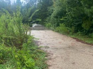 8585 Cottonwood Dr, Meridian, MS 39305