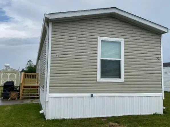 930 E Broadway St #73, North Baltimore, OH 45872