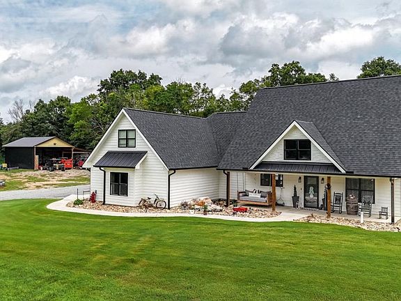 2nd image of 385 Owens Gin Rd NE