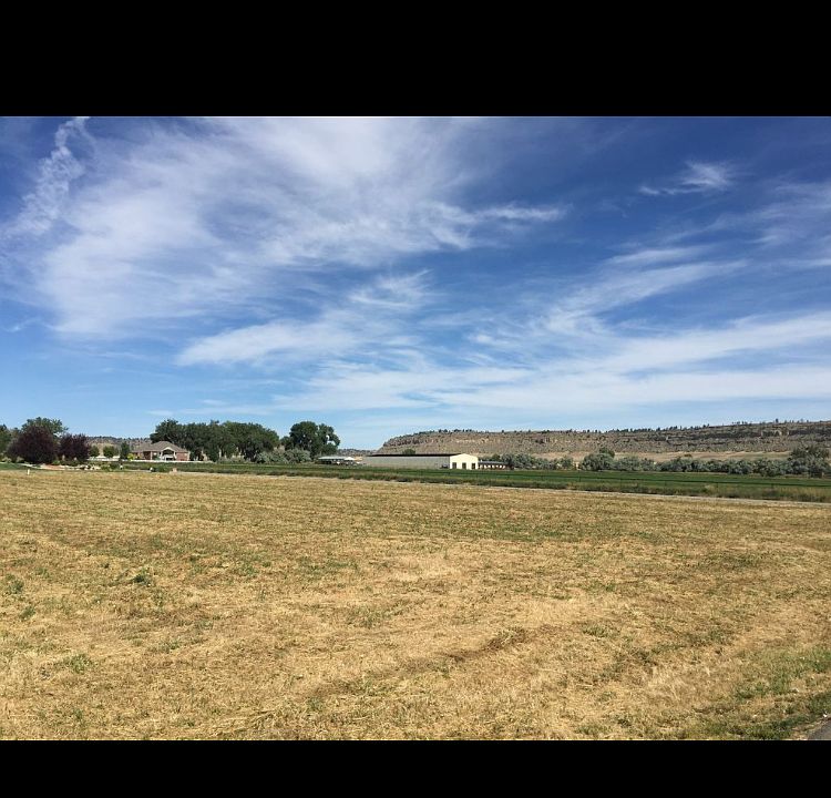 2nd image of TBD Mackenzie Lane