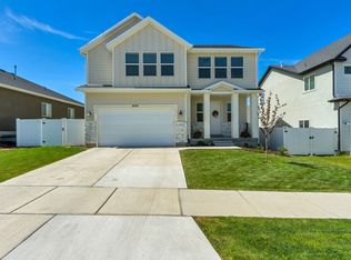 4569 E Fall Harvest Rd, Eagle Mountain, UT 84005