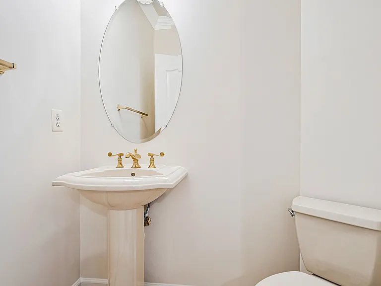 7720 Spoleto Ln — Photo 41