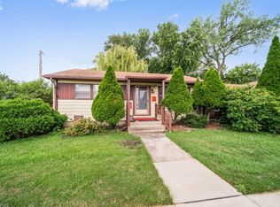 5424 Webster St, Downers Grove, IL 60515