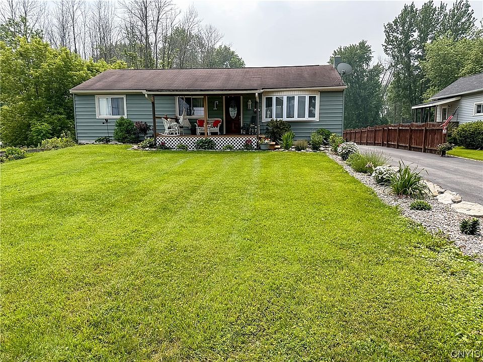 311 Roberts St, Canastota, NY 13032 Zillow