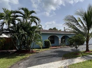 11621 NW 29th Pl, Sunrise, FL 33323