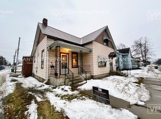 1358 Pierce Ave, Marinette, WI 54143