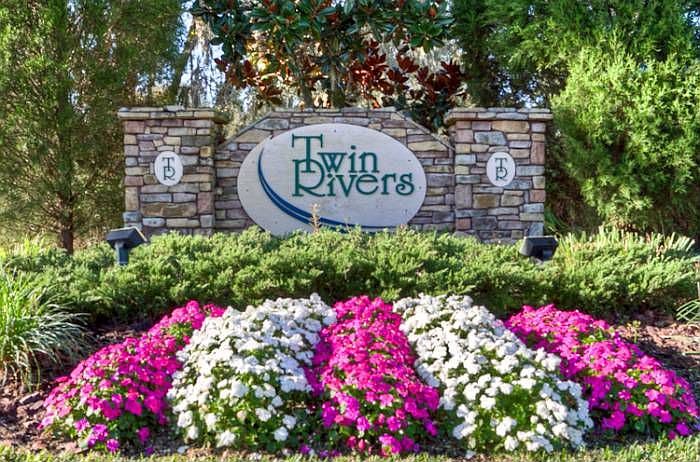 Entrance to Twin Rivers