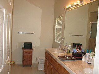 5th image of 411 Callippe Ct