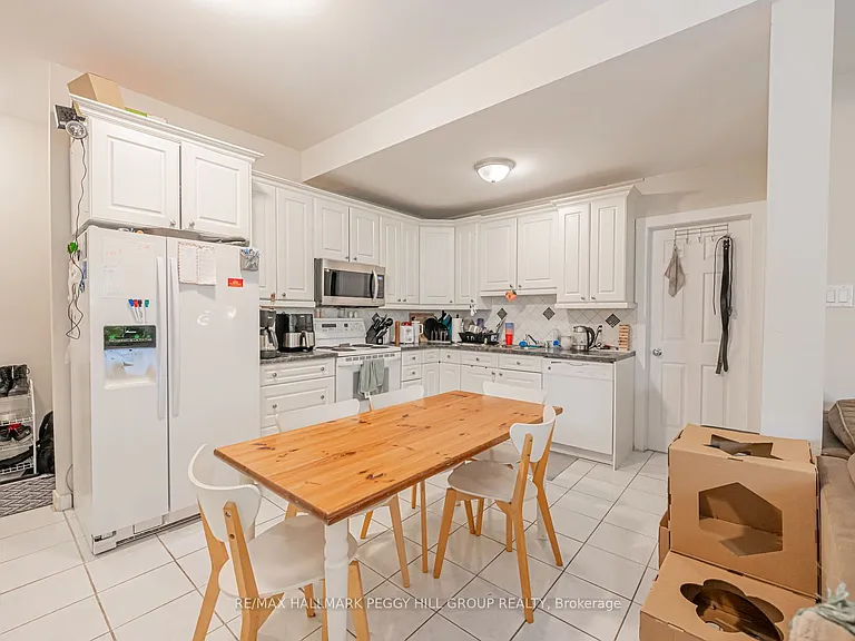 65 Jessica Dr #LOWER — Photo 2
