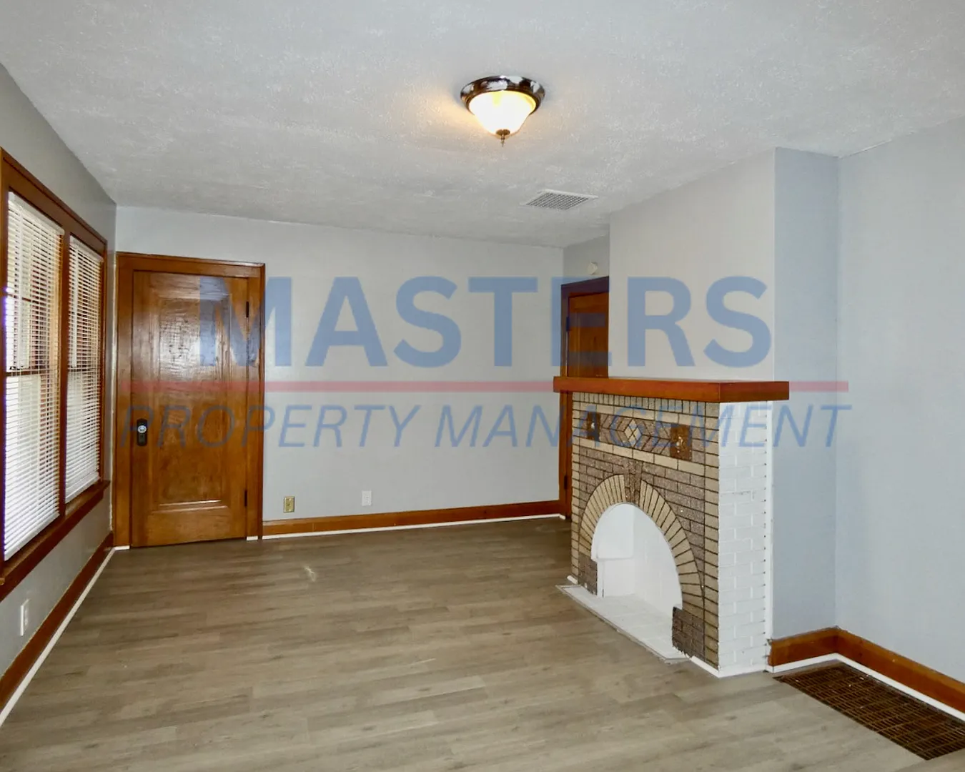 1133 Parkside Blvd — Photo 4