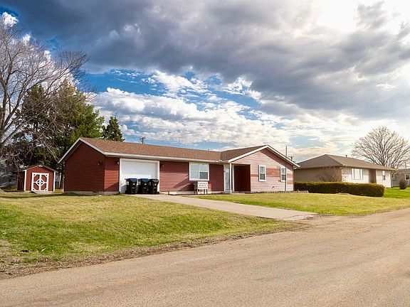 2nd image of 64 Prairie Dr