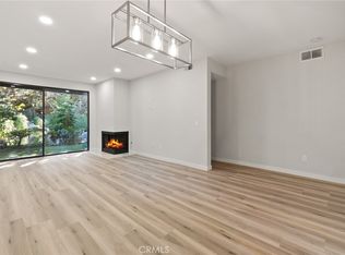 2504 W Macarthur Blvd, Santa Ana, CA 92704